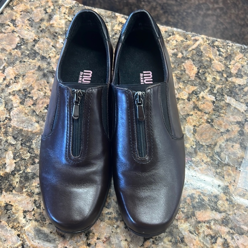 Munro Women's Berkley Brown Leather size 7